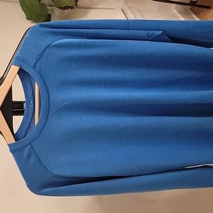 Lululemon long sleeve workout top